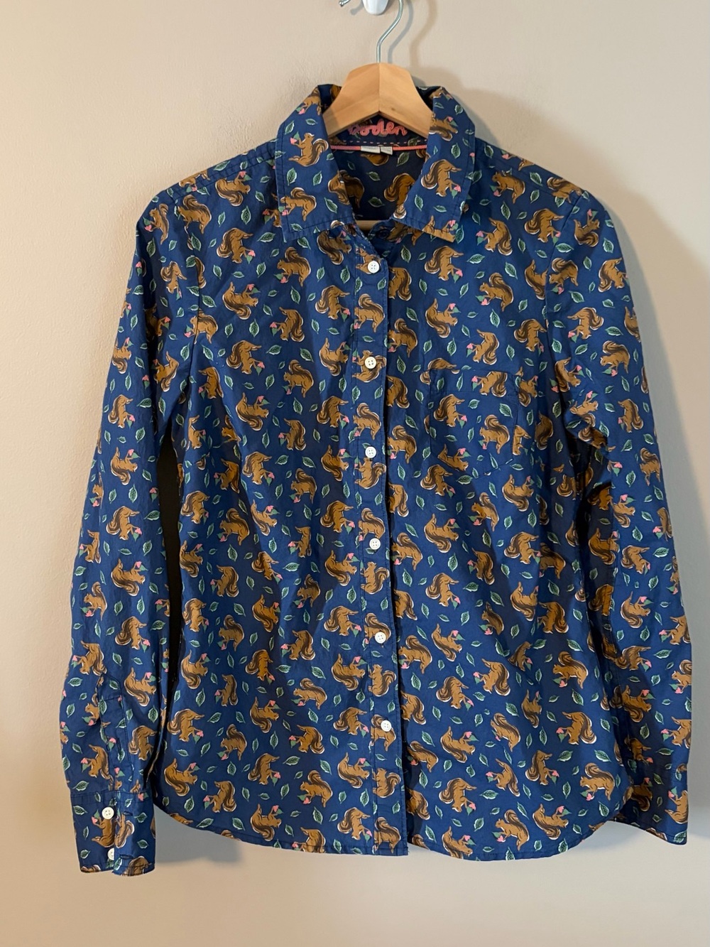 Boden blue squirrel print Women's Button-Up Blouse size 8 altered